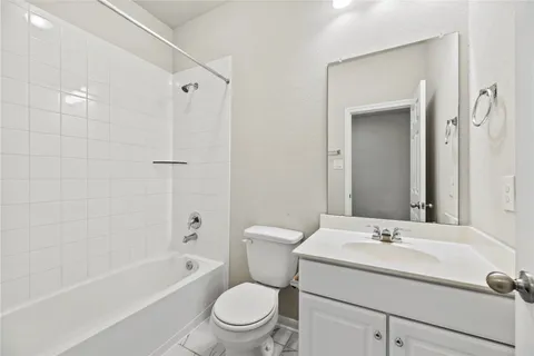 $325,000 | 101 Sea Glass Cove, Katy, TX 77493