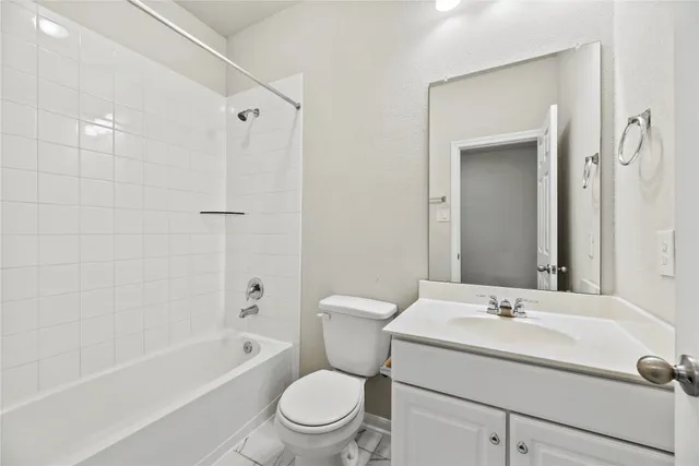 $325,000 | 101 Sea Glass Cove, Katy, TX 77493