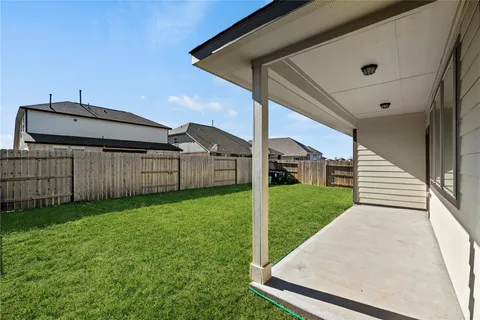 $325,000 | 101 Sea Glass Cove, Katy, TX 77493