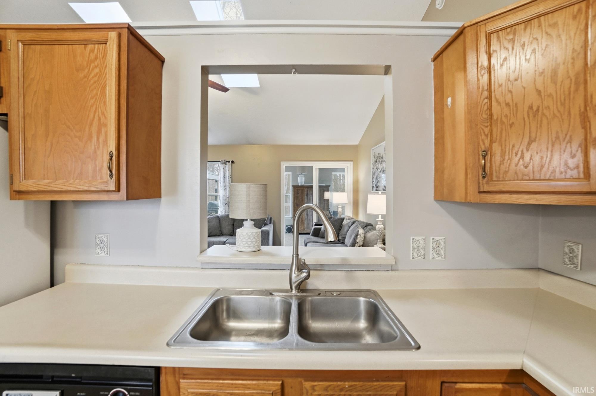 3201 Cedar Ridge Run Fort Wayne, IN 46808 - Photo 11 of 29