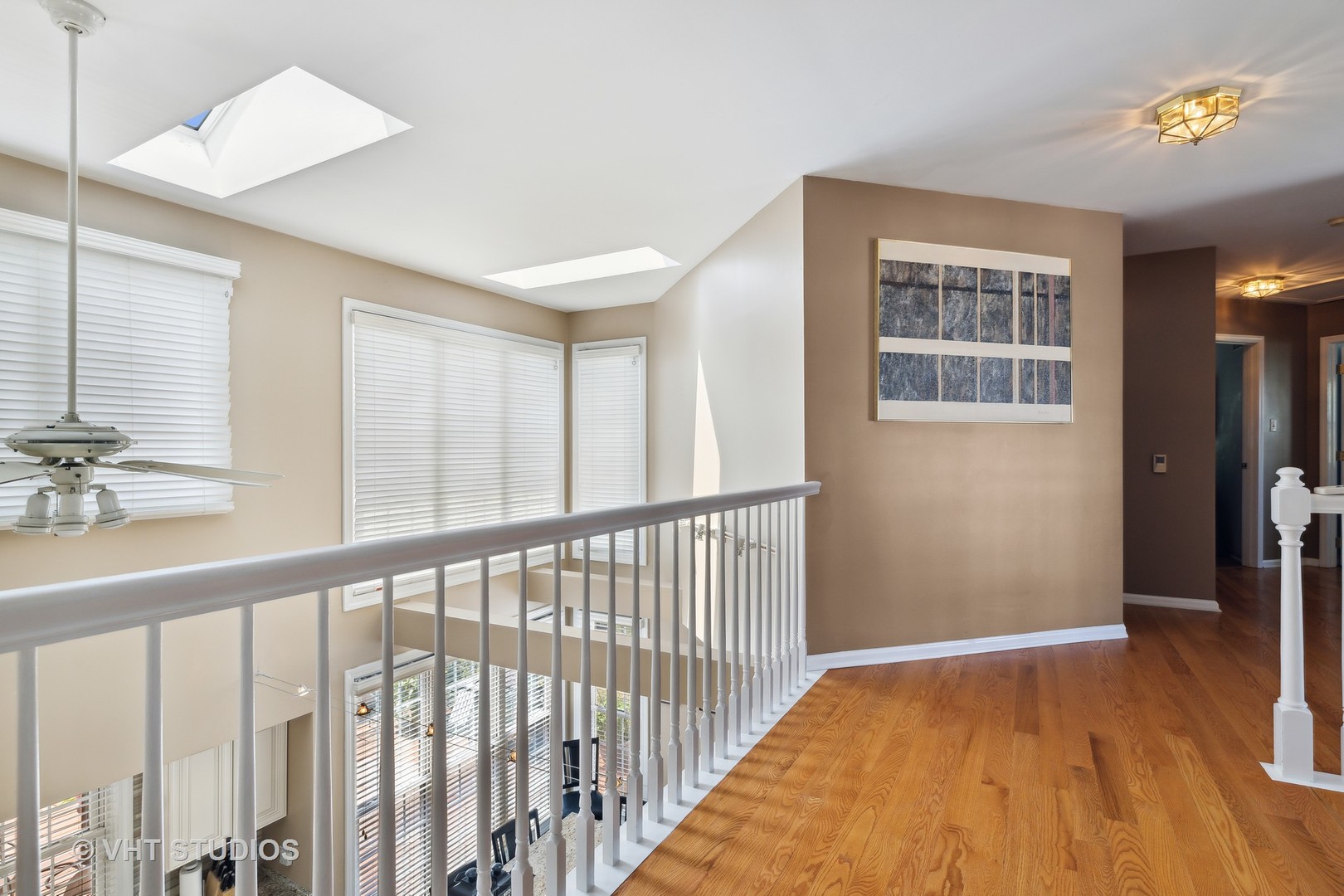 10001 Derby Lane Mokena, IL 60448 - Photo 13 of 31 a view of hallway with livingroom