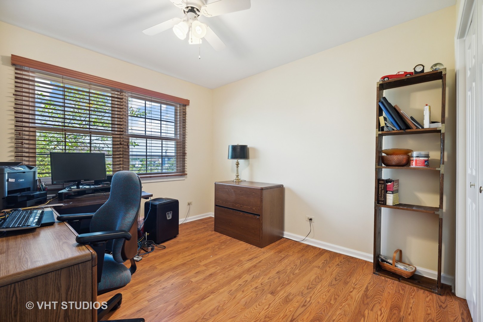 10001 Derby Lane Mokena, IL 60448 - Photo 19 of 31 a bedroom with bed and a window
