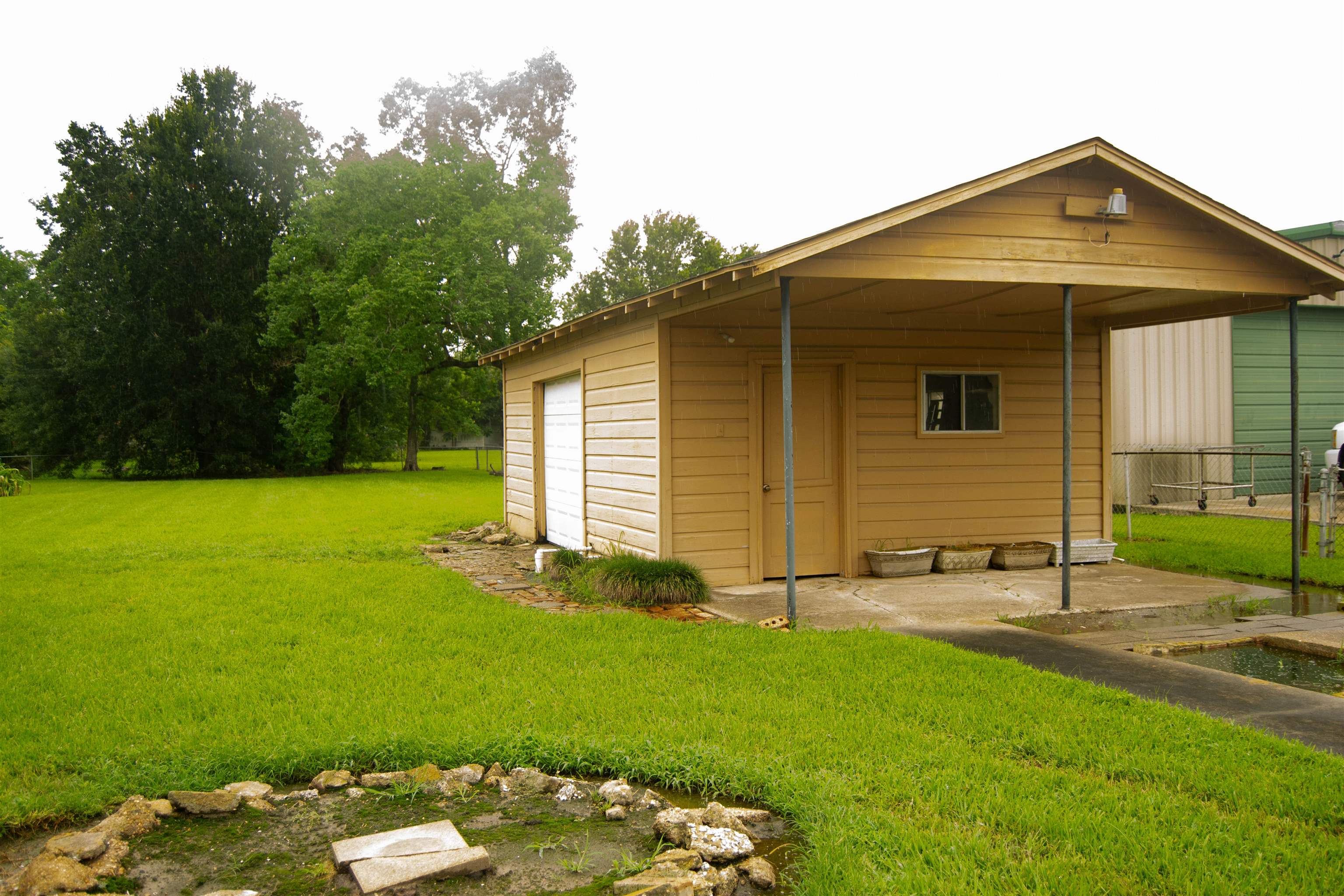 6840 Howe Street Groves, TX 77619 - Photo 17 of 17