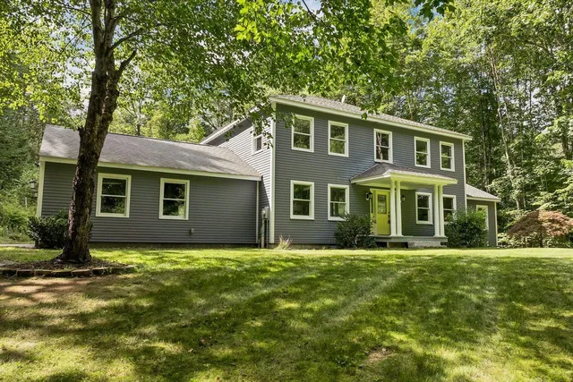 $725,000 | 5 Sullivan Drive, Bow, NH 03304