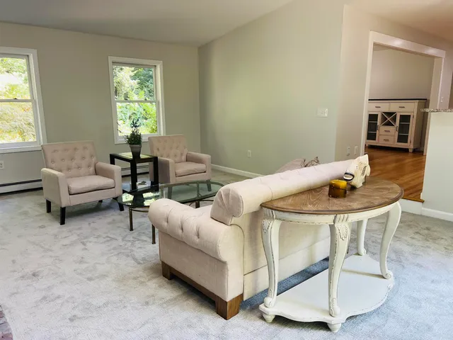 $725,000 | 5 Sullivan Drive, Bow, NH 03304