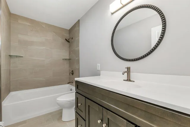 $725,000 | 5 Sullivan Drive, Bow, NH 03304