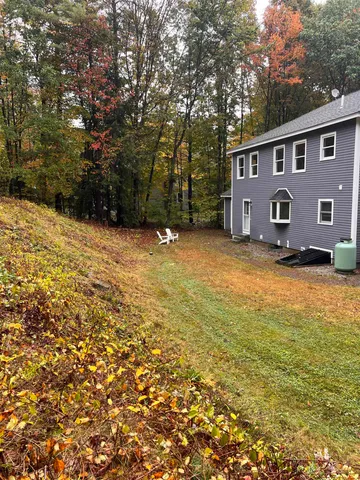 $725,000 | 5 Sullivan Drive, Bow, NH 03304