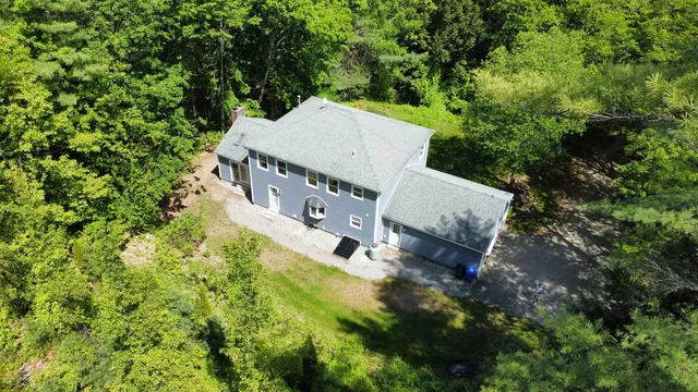 $725,000 | 5 Sullivan Drive, Bow, NH 03304