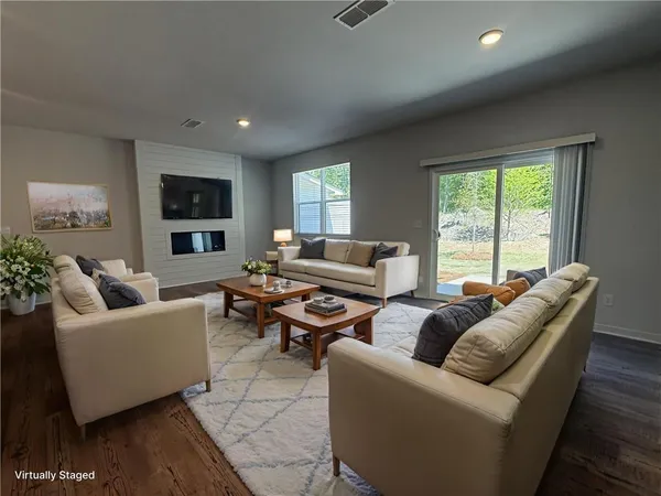 $2,095 | 7349 Mulberry Trace Lane, Hoschton, GA 30548