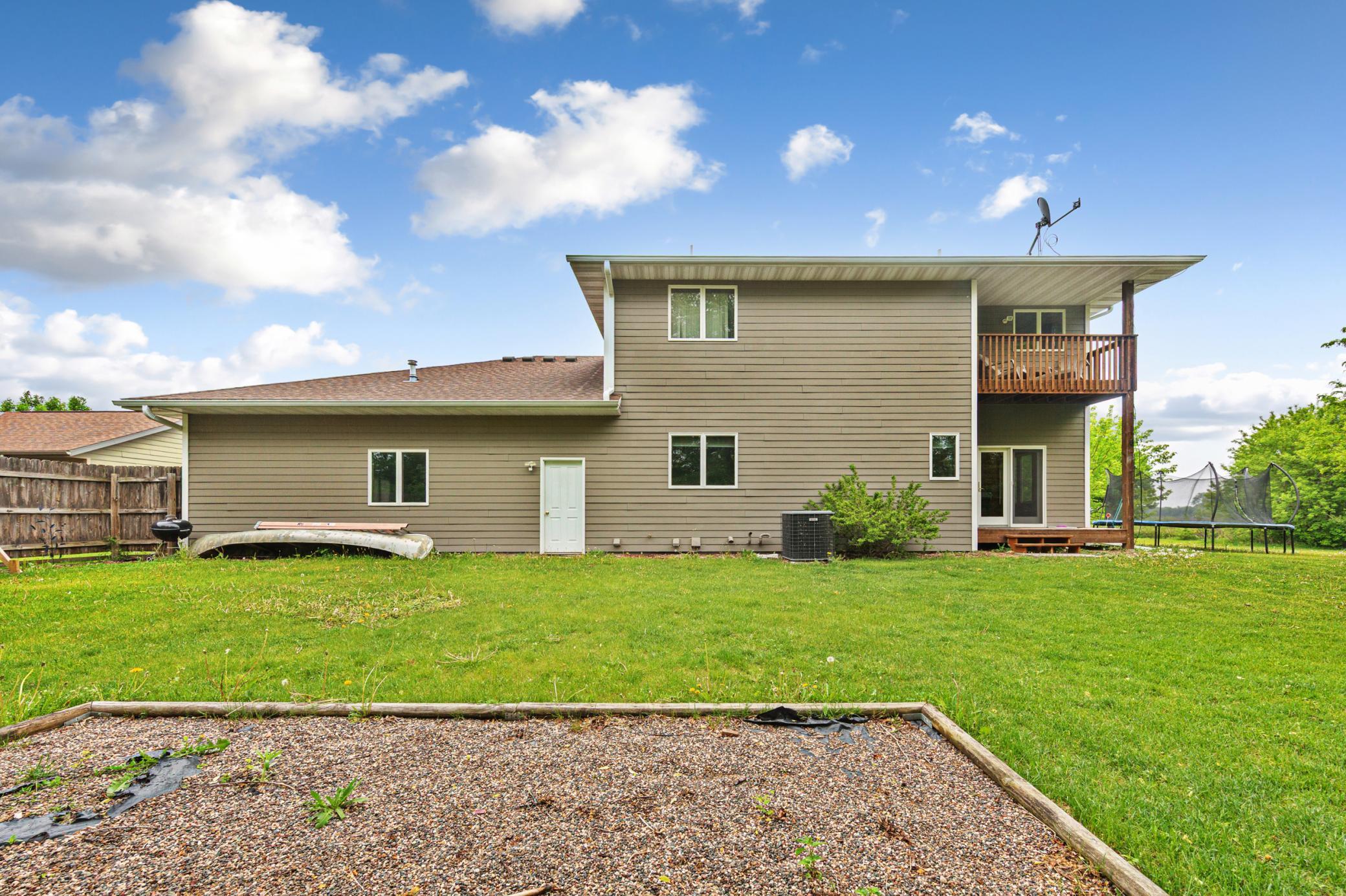 1540 Greenleaf Road Owatonna, MN 55060 - Photo 5 of 42