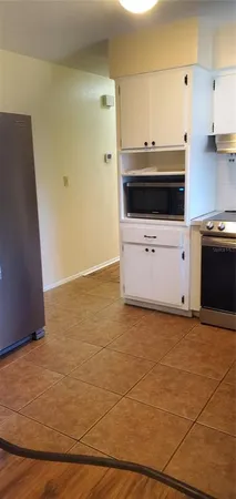 $2,395 | 13610 87th Place North, Seminole, FL 33776