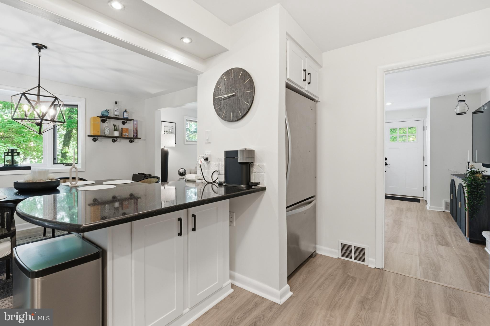 582 Forest Road Wayne, PA 19087 - Photo 15 of 44