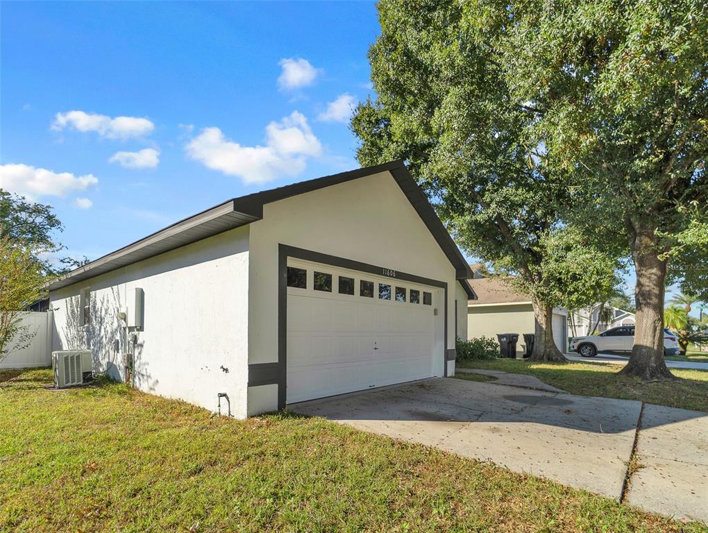 11606 Goodwyck Drive Orlando, FL 32837 - Photo 18 of 18 a view of backyard of house