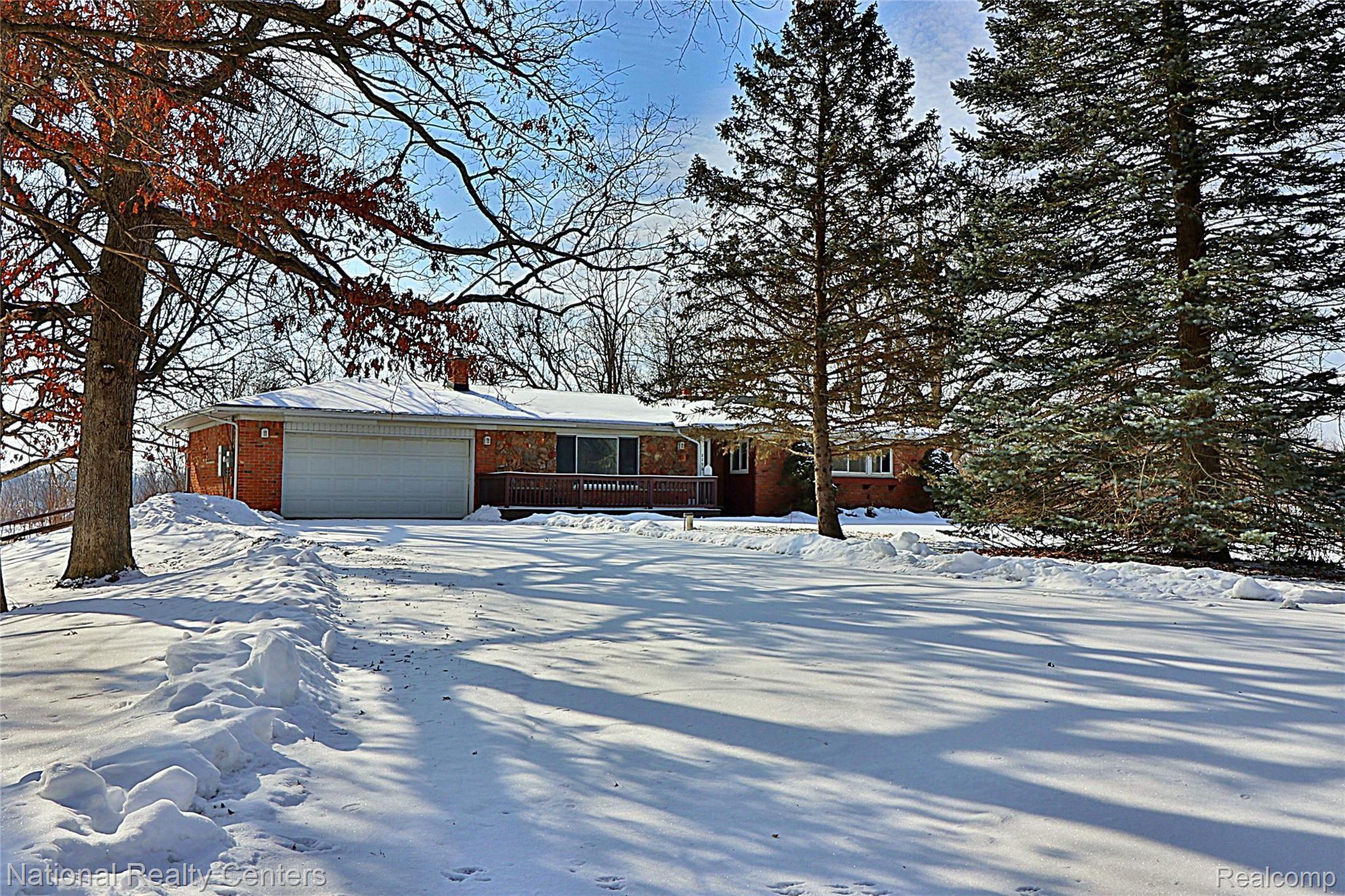8290 Bergin Road Howell, MI 48843 - Photo 7 of 47 Front C