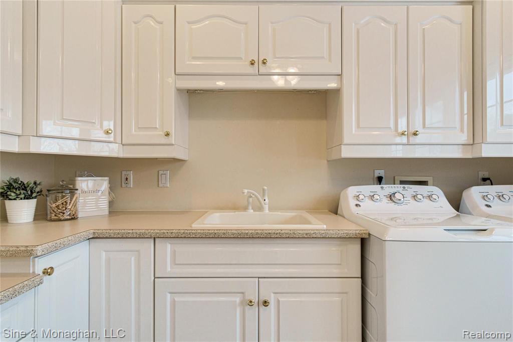 45 Roslyn Road Grosse Pointe Shores, MI 48236 - Photo 45 of 88