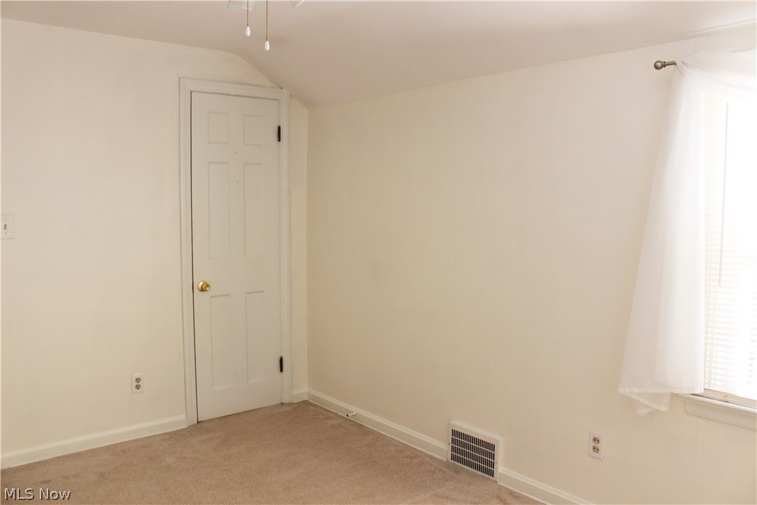 1184 Gordon Road Lyndhurst, OH 44124 - Photo 13 of 22 Bedroom 2