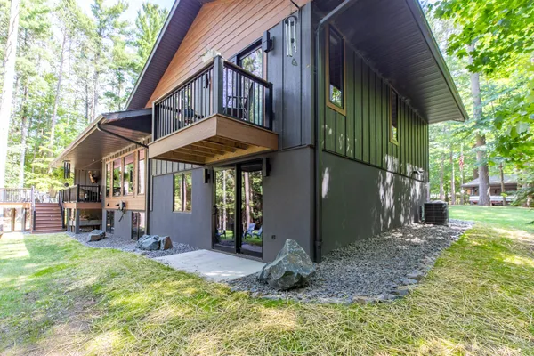 $1,060,000 | 4253 Circle Drive, Rhinelander, WI 54501
