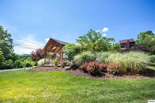 11101 Eagle Springs Road Sevierville, TN 37876 - Photo 4 of 5 Gallery Image 4