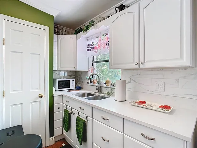 $2,000,000 | 5852 Medinah Way, Orlando, FL 32819