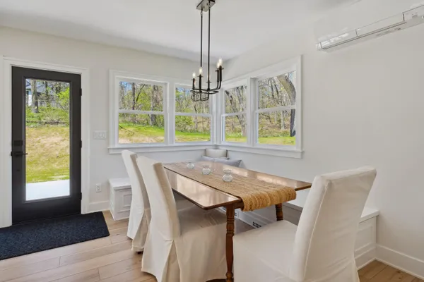 $874,900 | 101 Carl Drive Northeast, Ada, MI 49301