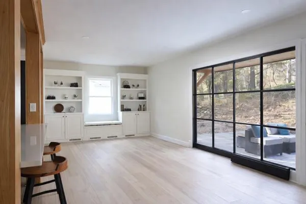 $874,900 | 101 Carl Drive Northeast, Ada, MI 49301