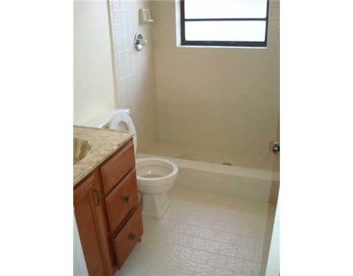 15175 Hayes Road Delray Beach, FL 33484 - Photo 13 of 16 Additional Photo