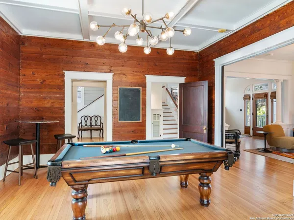 $4,600 | 702 West French Place, San Antonio, TX 78212