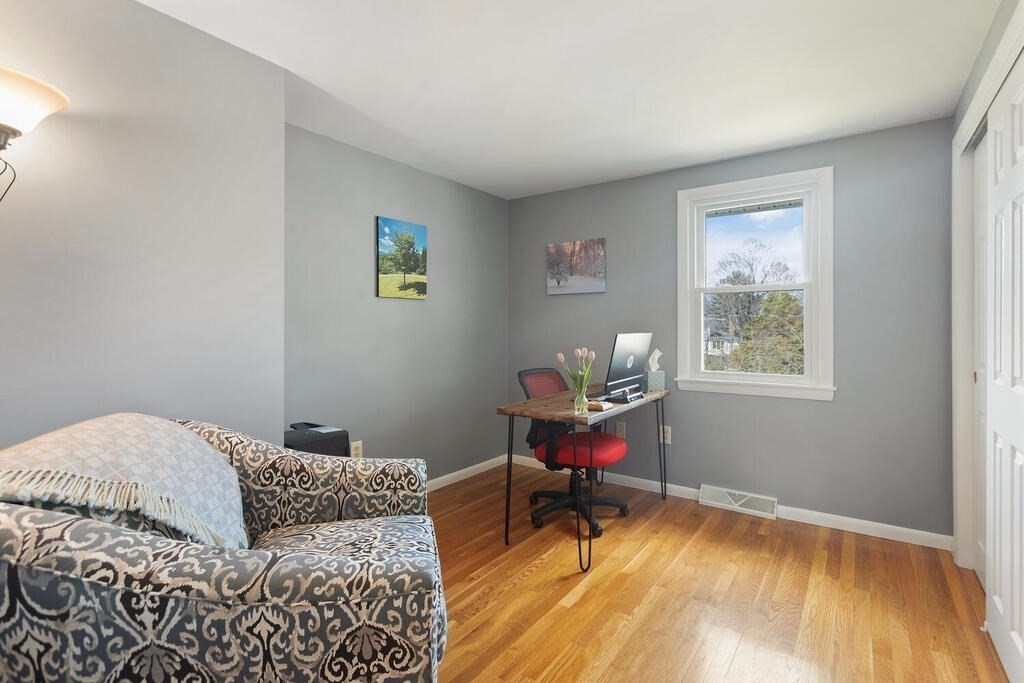 2 Robbern Road Hopkinton, MA 01748 - Photo 22 of 32 Gallery Image 22