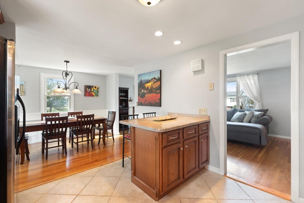 2 Robbern Road Hopkinton, MA 01748 - Photo 10 of 32 Gallery Image 10
