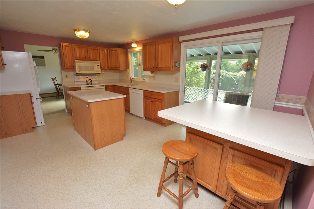 19 Level Acres Road Attleboro, MA 02703 - Photo 11 of 32 Gallery Image 11
