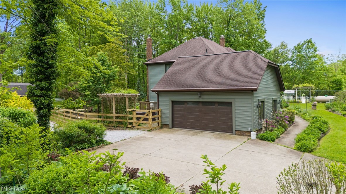 8985 Williams Road Chardon, OH 44024 - Photo 44 of 48