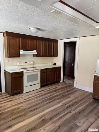 $99,900 | 329 South Park Avenue, Springfield, IL 62704