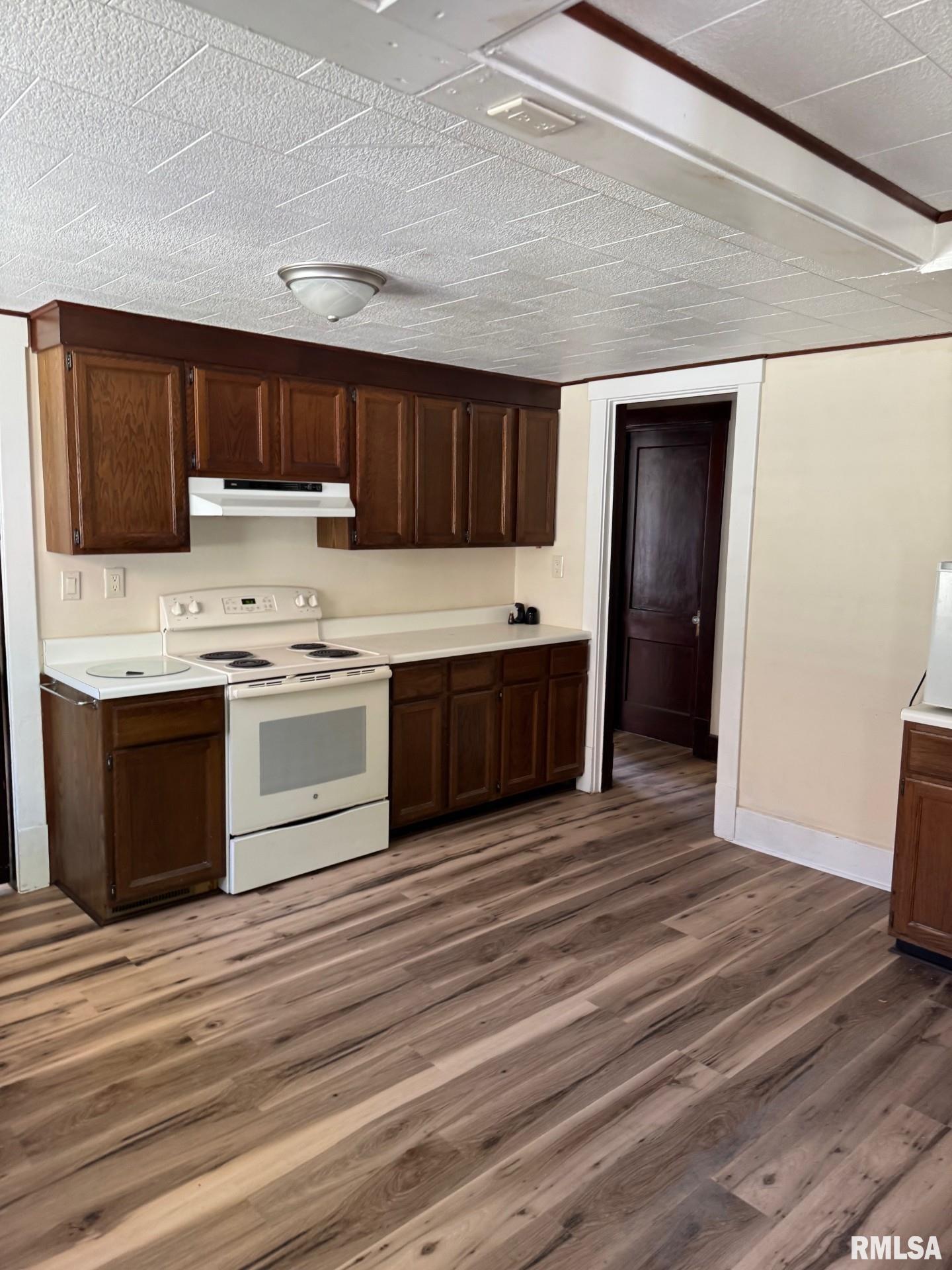 329 South Park Avenue Springfield, IL 62704 - Photo 5 of 19