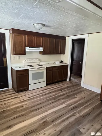 $99,900 | 329 South Park Avenue, Springfield, IL 62704