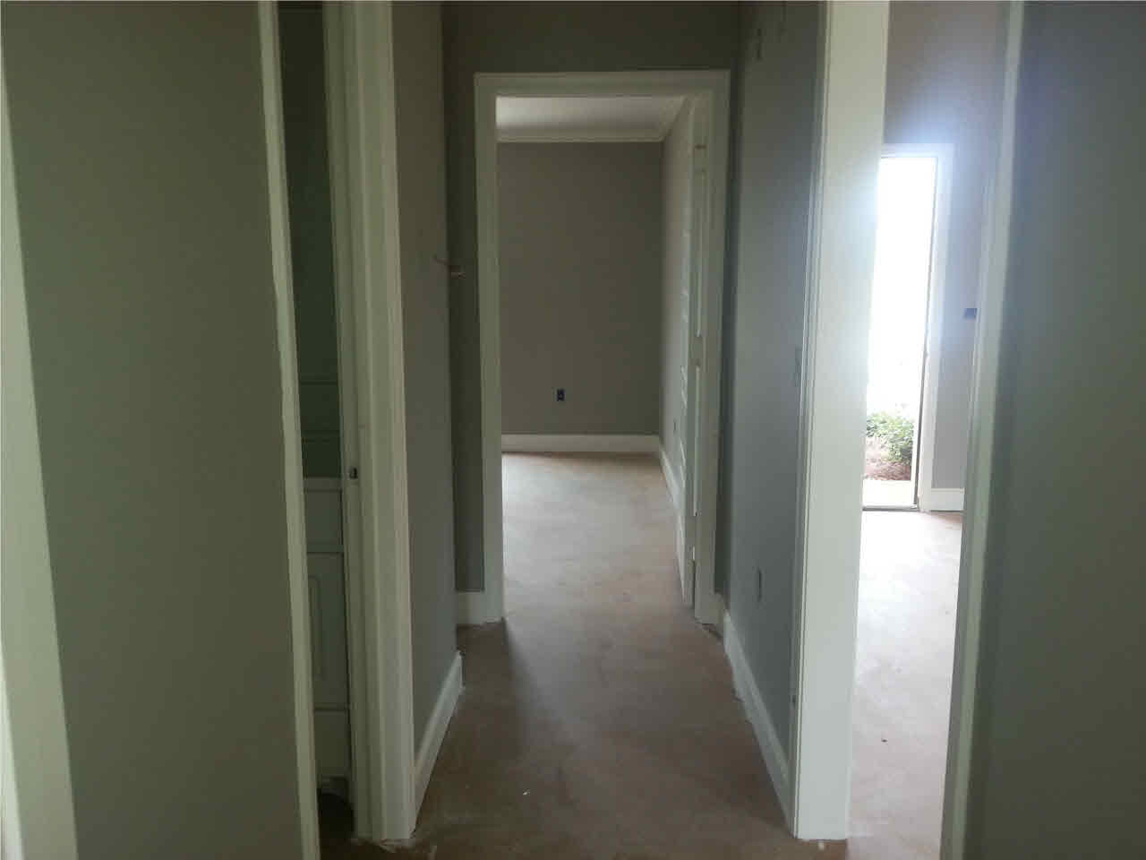 223 Greenfield Ridge Drive Brandon, MS 39042 - Photo 12 of 18 Hallway between bedrooms