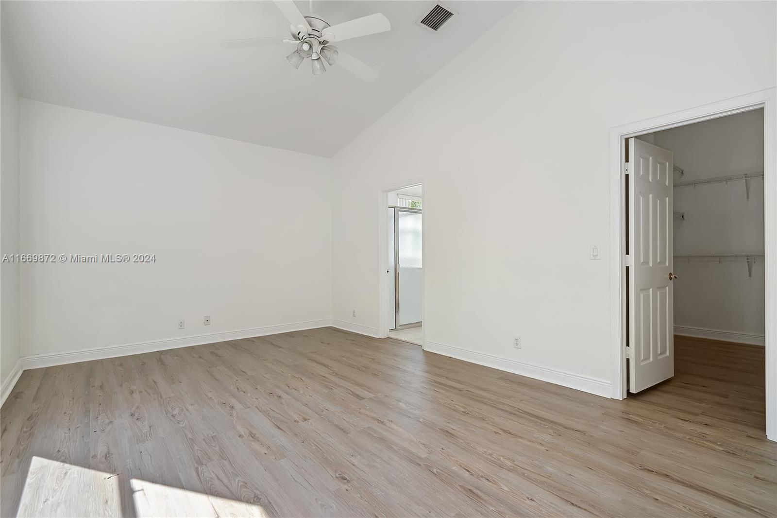 2800 Worcester Road Lake Worth, FL 33462 - Photo 11 of 19 Gallery Image 11