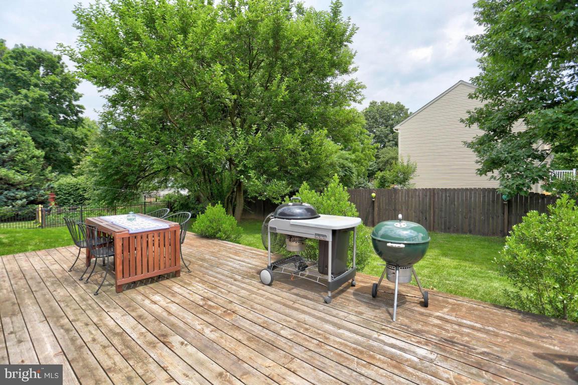 43 South Locust Street Lititz, PA 17543 - Photo 26 of 31