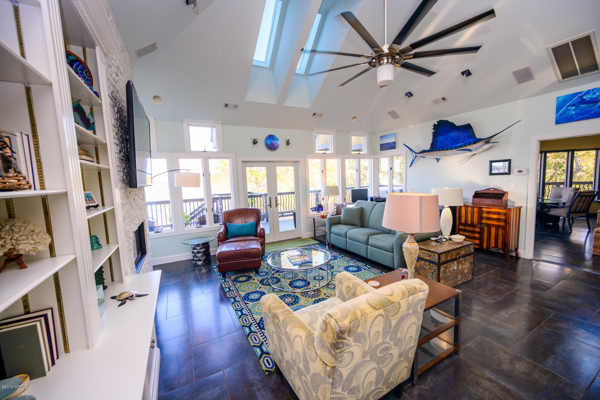 526 Bay Shores Road Merritt, NC 28556 - Photo 18 of 60 Living Area