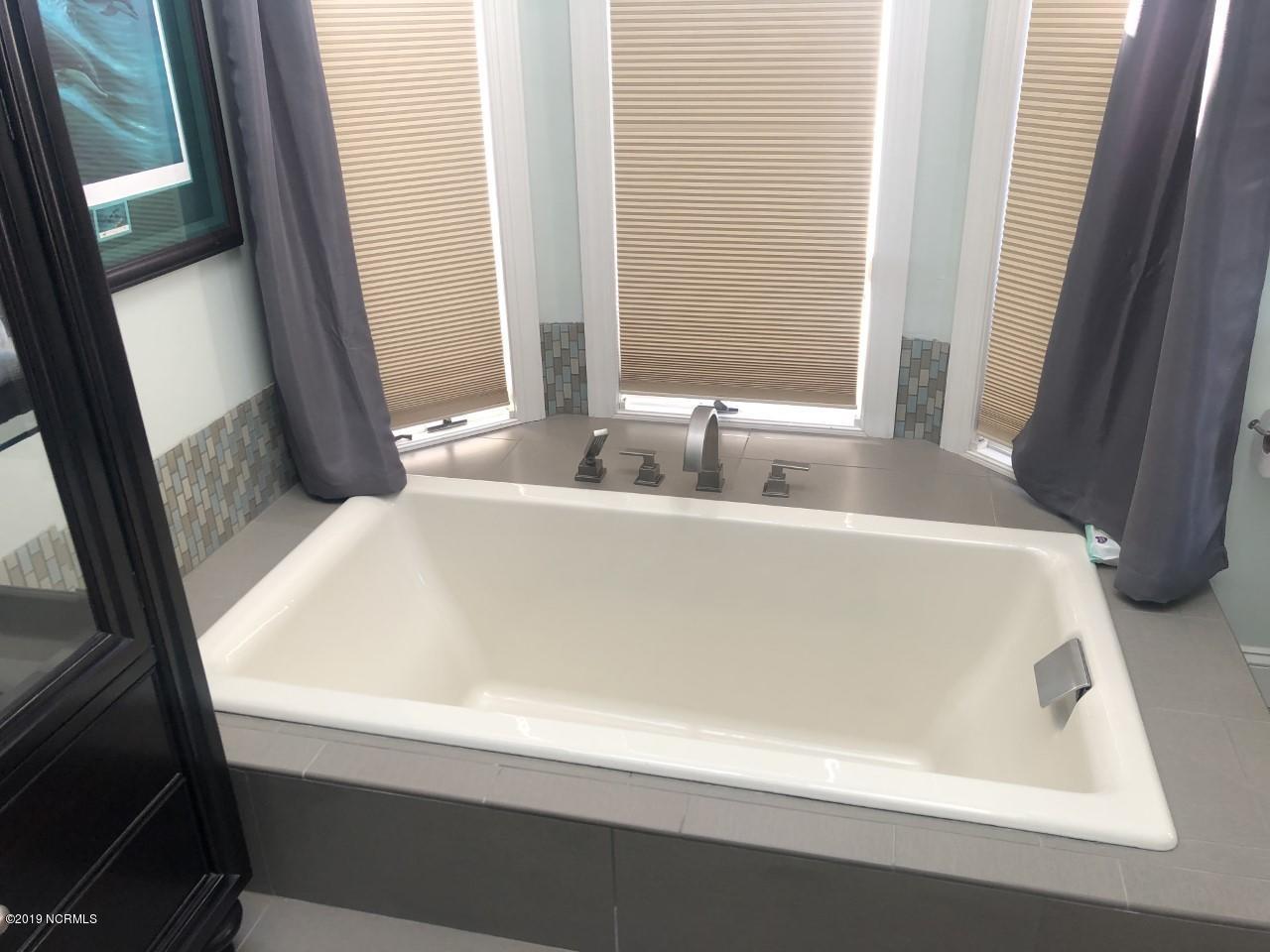 526 Bay Shores Road Merritt, NC 28556 - Photo 29 of 60 Soaking Tub in Master Suite