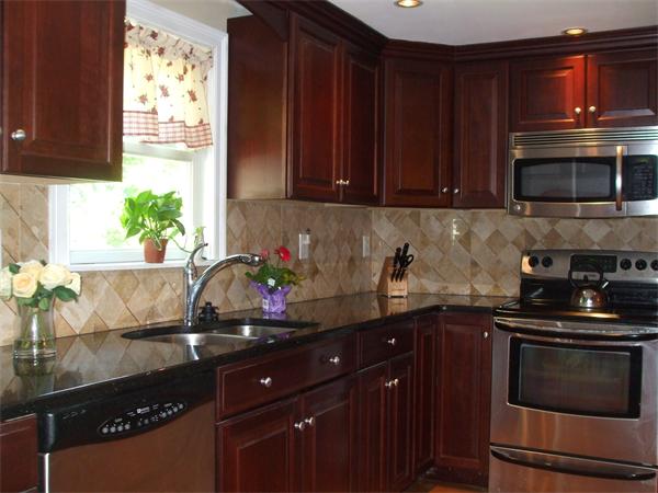 11 Avalon Road Stoneham, MA 02180 - Photo 4 of 21 Gallery Image 4