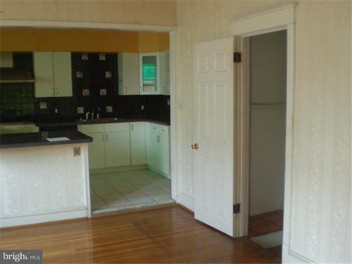 114 Chatham Road Upper Darby, PA 19082 - Photo 13 of 17