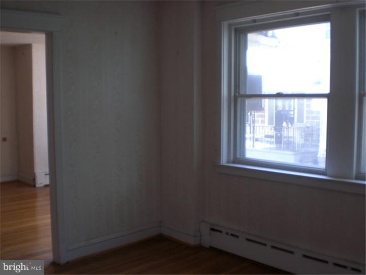 114 Chatham Road Upper Darby, PA 19082 - Photo 14 of 17
