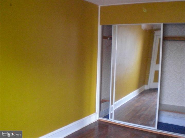 114 Chatham Road Upper Darby, PA 19082 - Photo 6 of 17