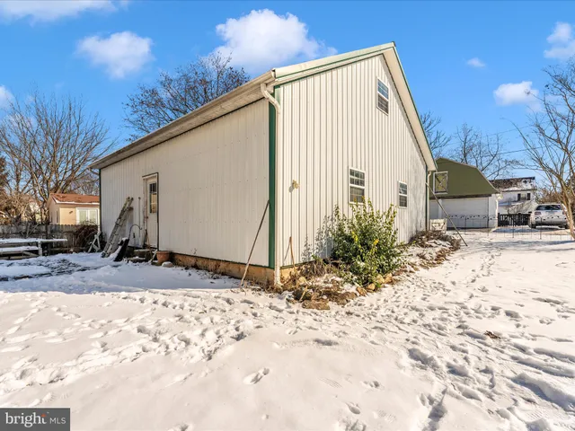 $445,000 | 16 Lombard Street, Thurmont, MD 21788