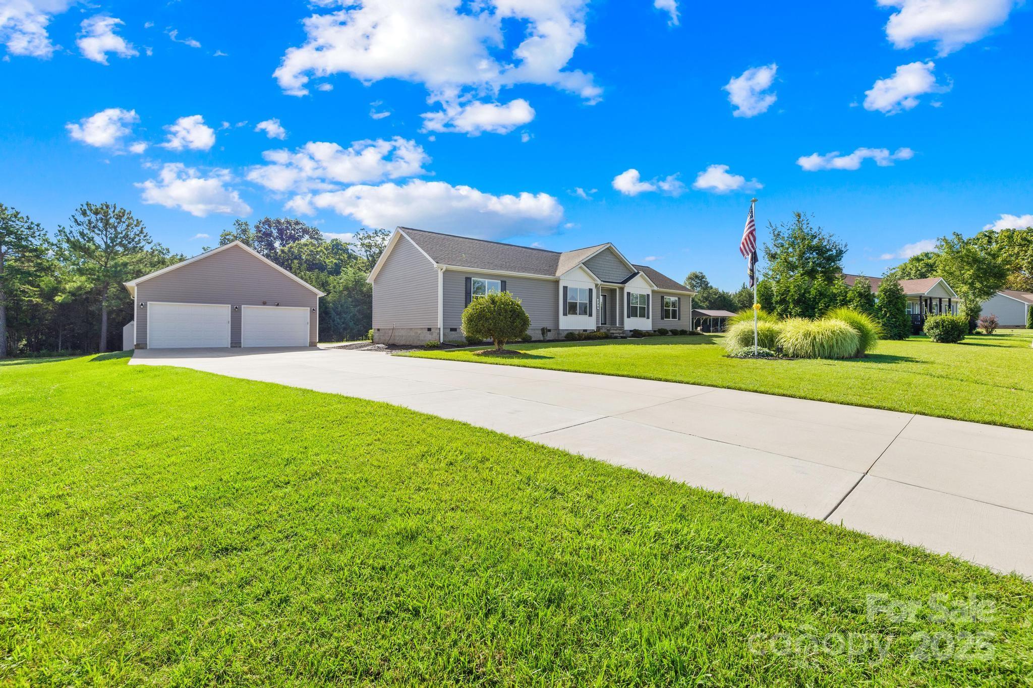 240 Red Cedar Road Mooresville, NC 28115 - Photo 6 of 32 Gallery Image 6