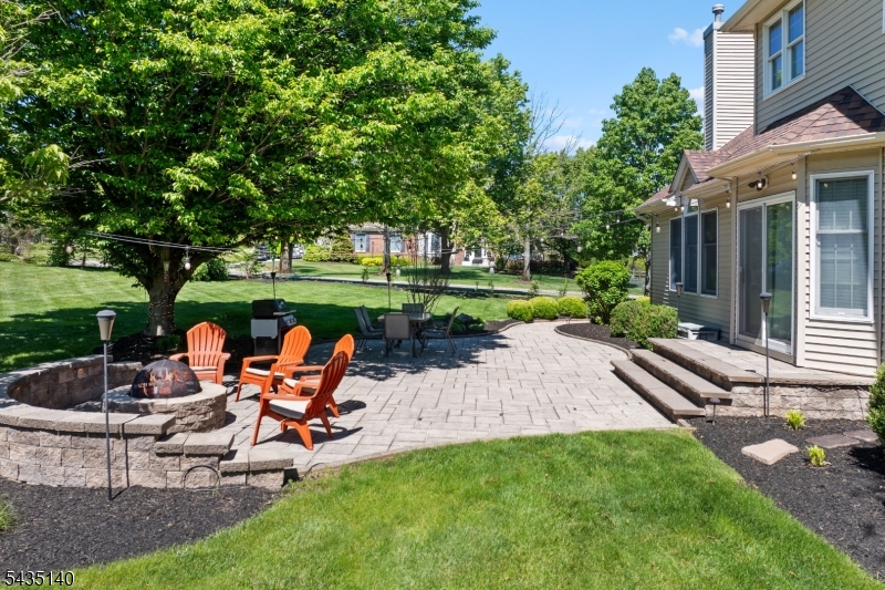 4 Hastings Road Belle Mead, NJ 08502 - Photo 32 of 46