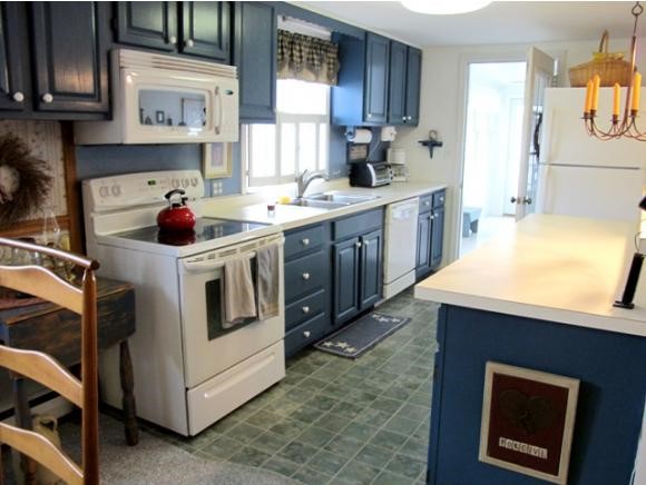 26 Coles Grove Road Derry, NH 03038 - Photo 11 of 24