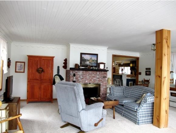 26 Coles Grove Road Derry, NH 03038 - Photo 3 of 24