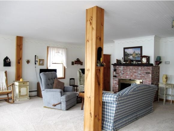 26 Coles Grove Road Derry, NH 03038 - Photo 4 of 24