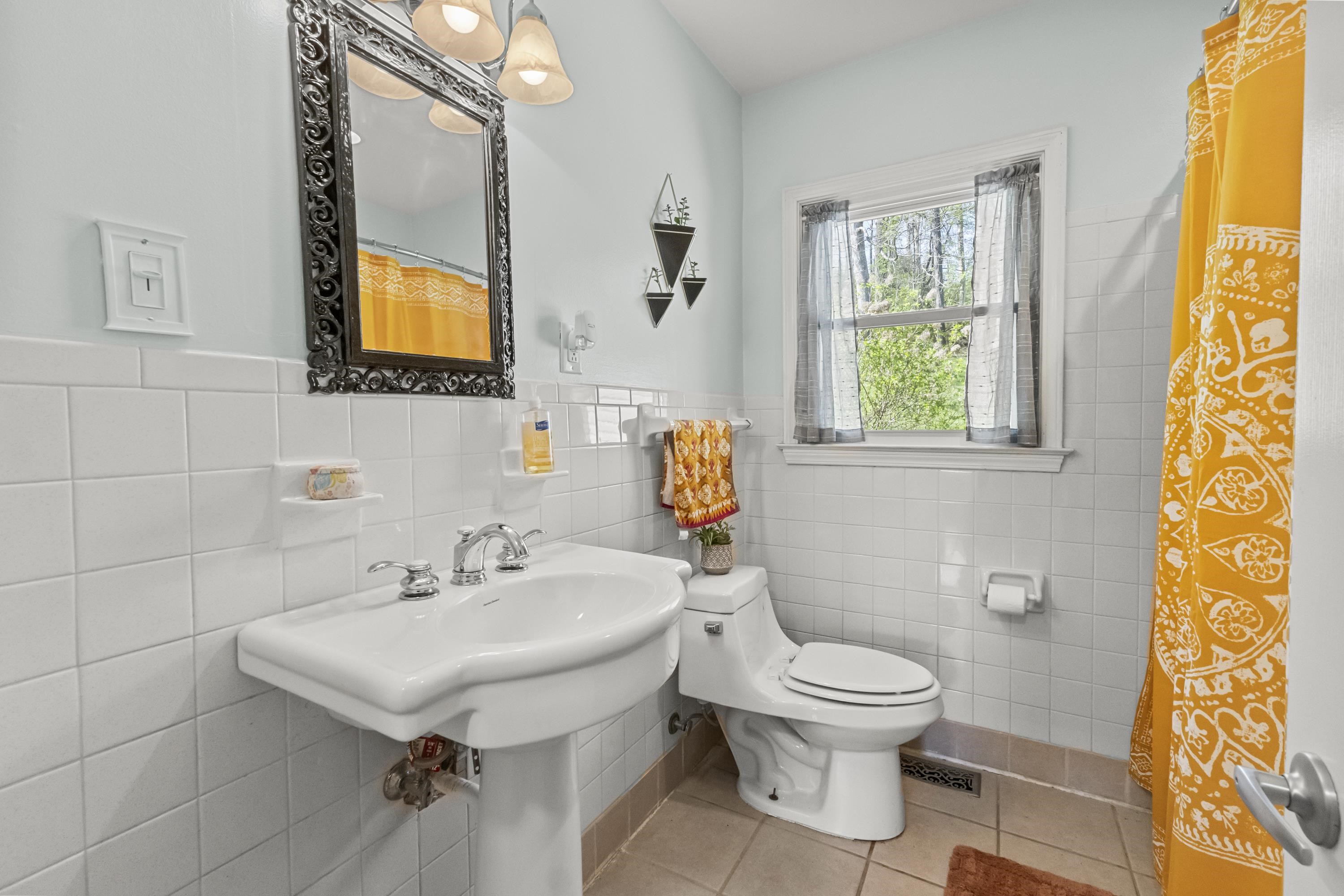 202 Erwin Road Ashland, KY 41101 - Photo 25 of 39
